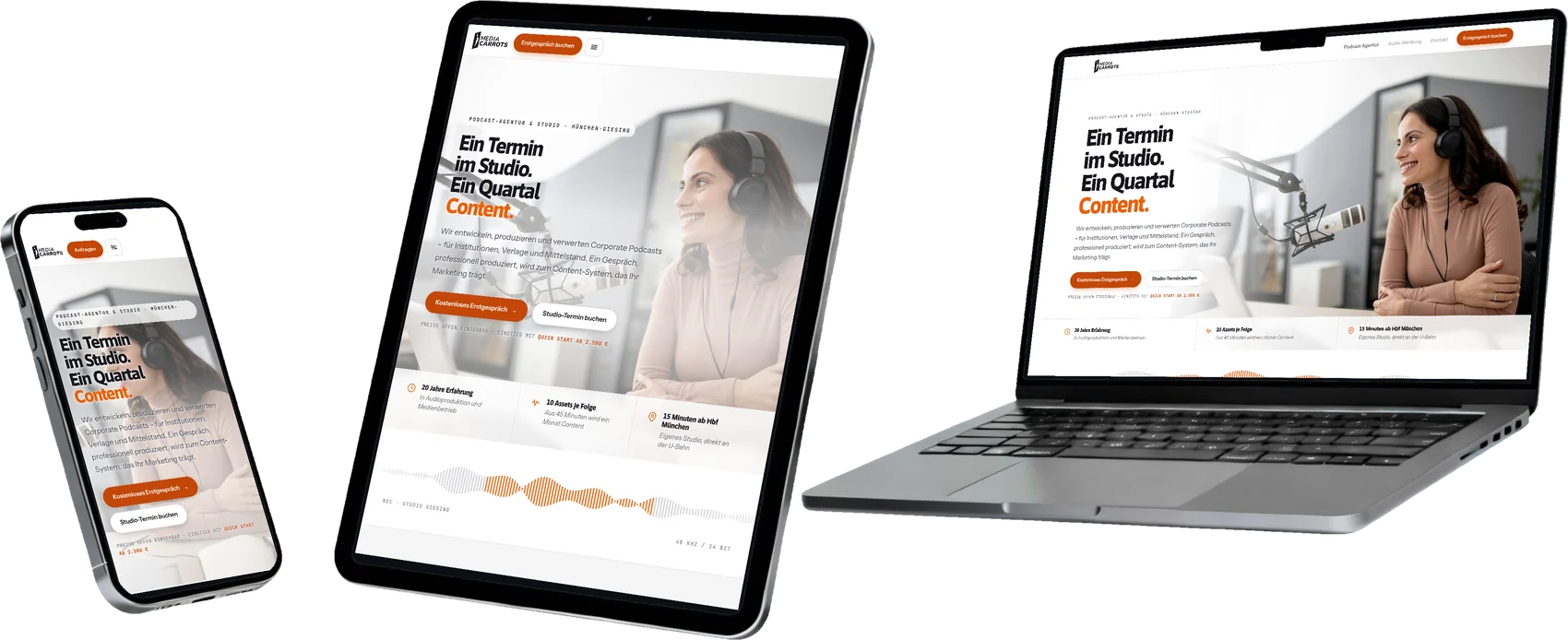 Laptop, Tablet und Smartphone nebeneinander, auf allen drei Geräten die von uns gebaute Website von Media Carrots
